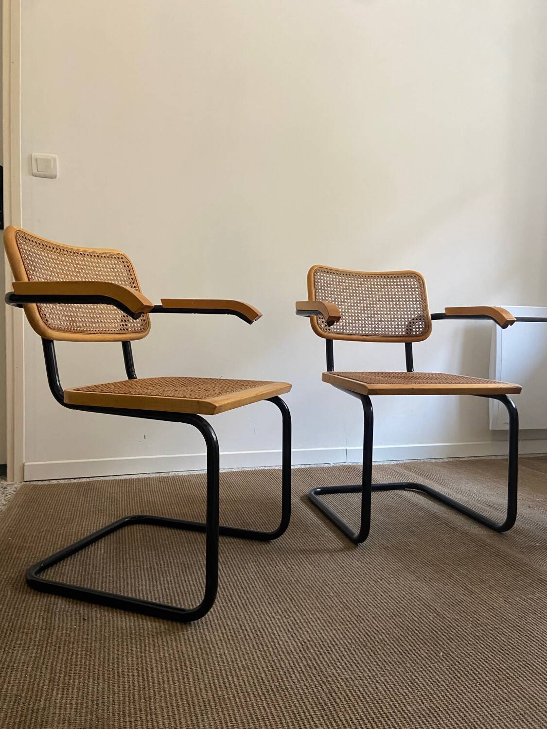 Fauteuils f62 Cesca par Marcel Breuer