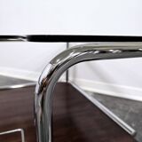 Table basse bauhaus en noyer des années 1970