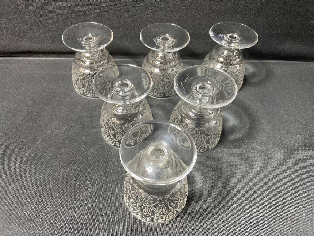 6 stamped Baccarat Lulli wine glasses