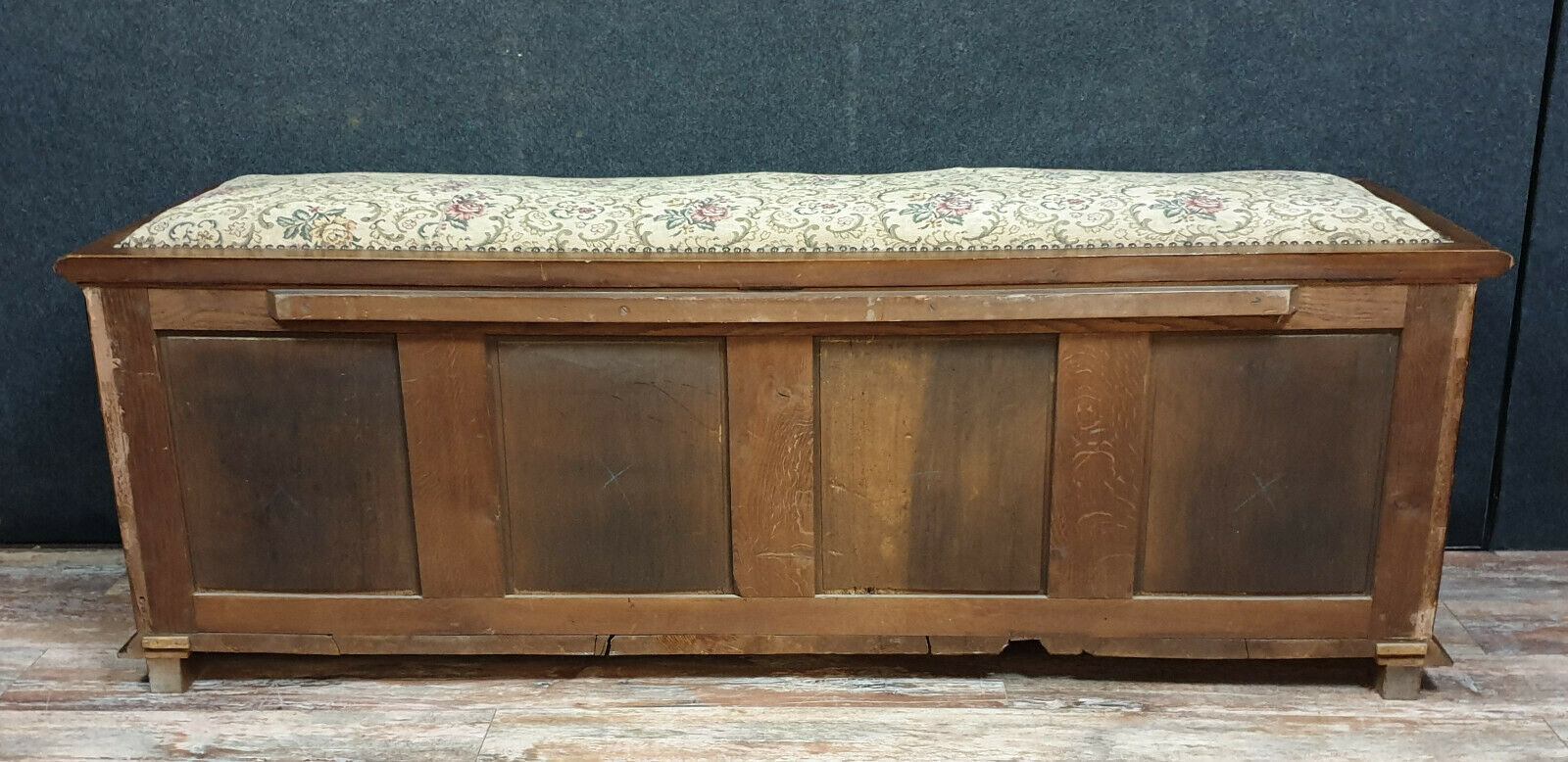 bench footboard louis XIII Bourguignon in solid walnut
