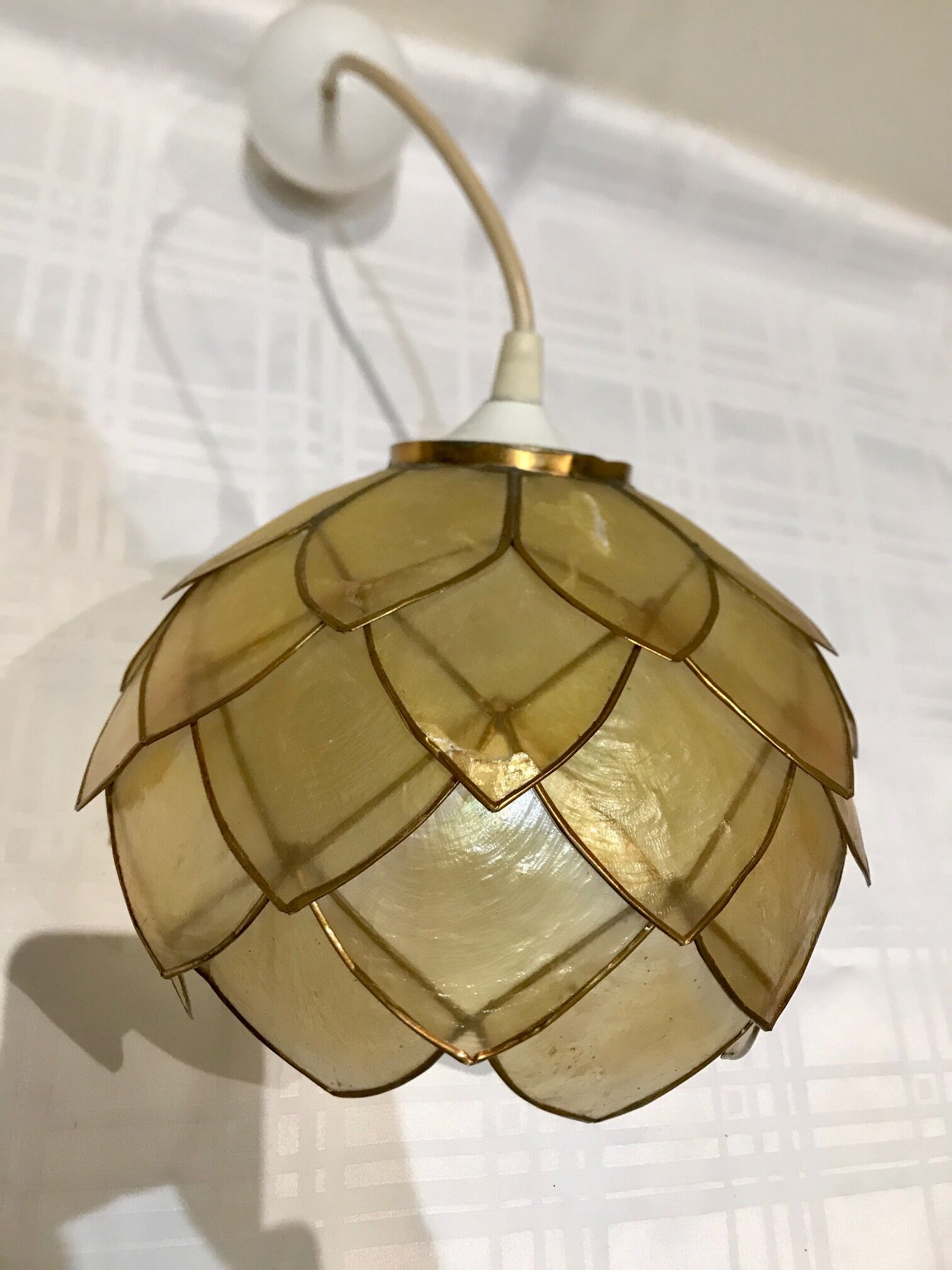 Suspension flower lotus mother-of-pearl