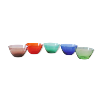 Set of 5 colored glass bowls, pop70', vintage