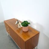 Fineer dressoir uit Zweden met wit stalen poten