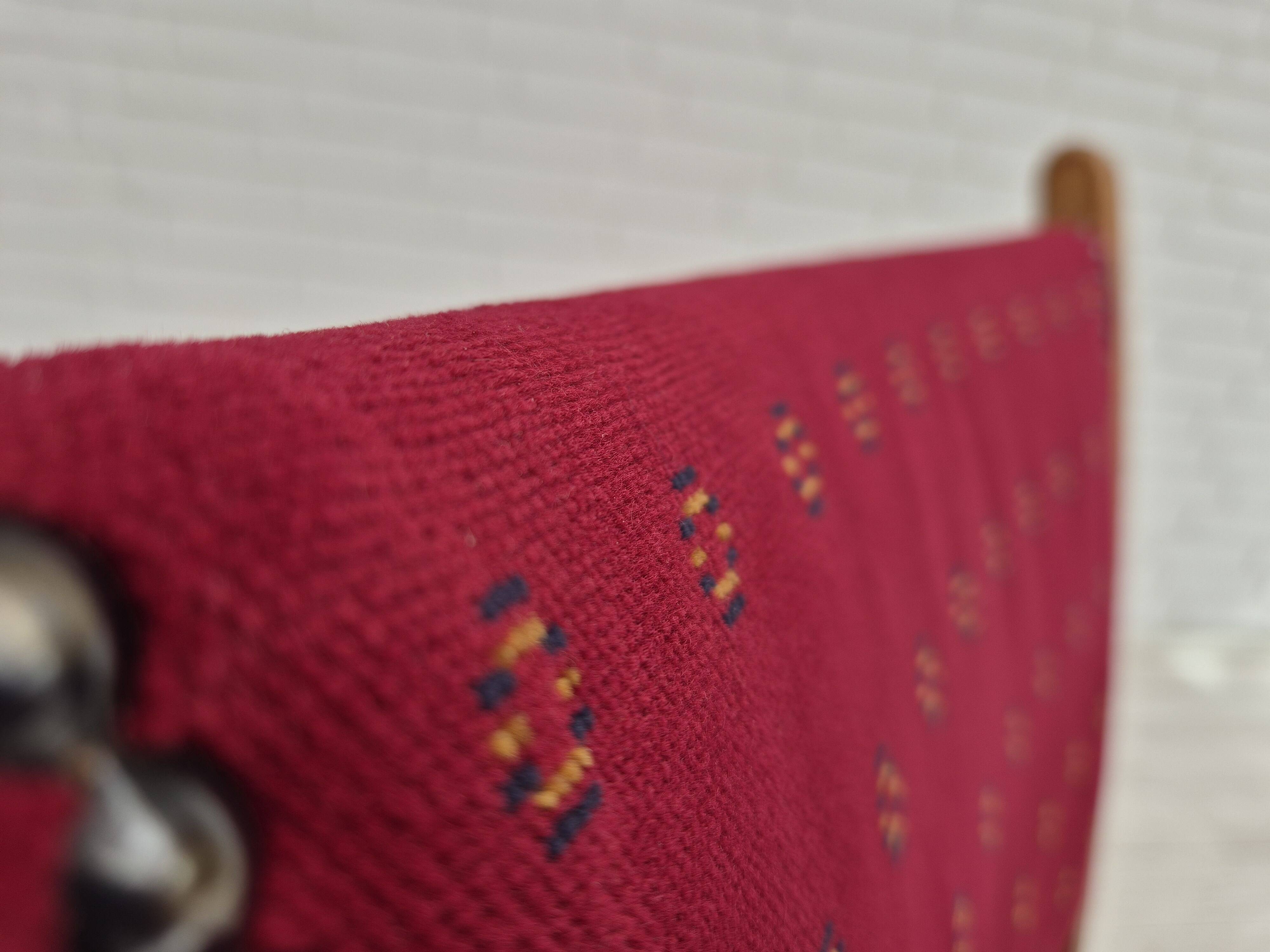 1970s, set of 6 Danish dinning chairs, very good condition, oak wood.