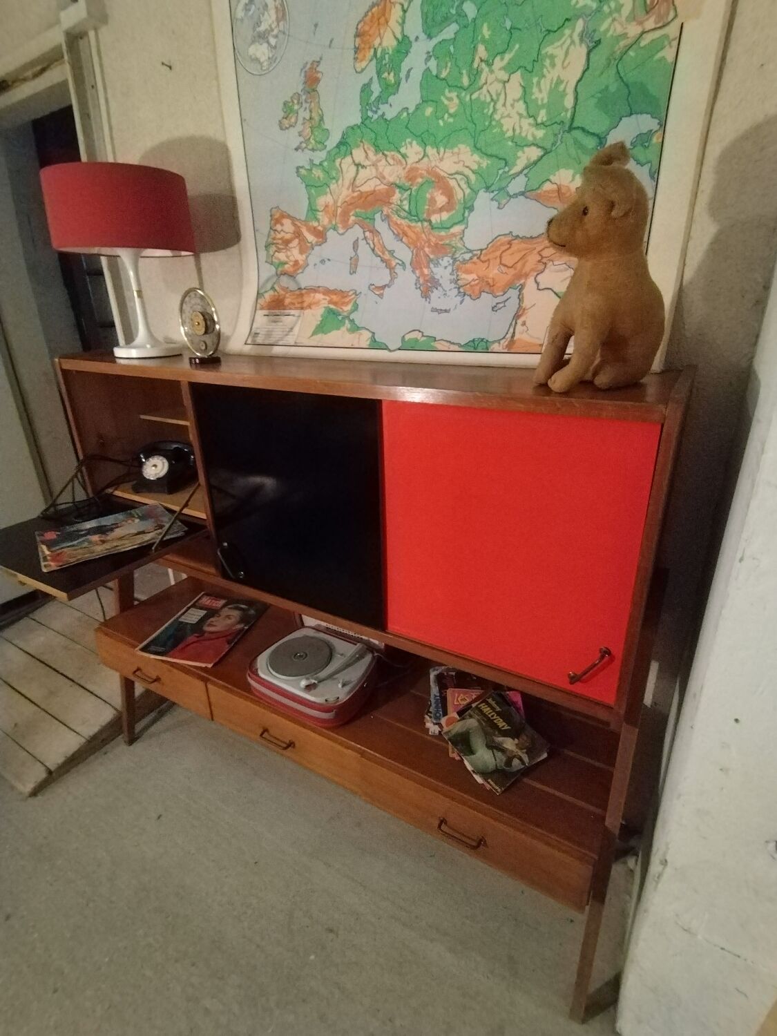 Pure 60s Scandinavian furniture