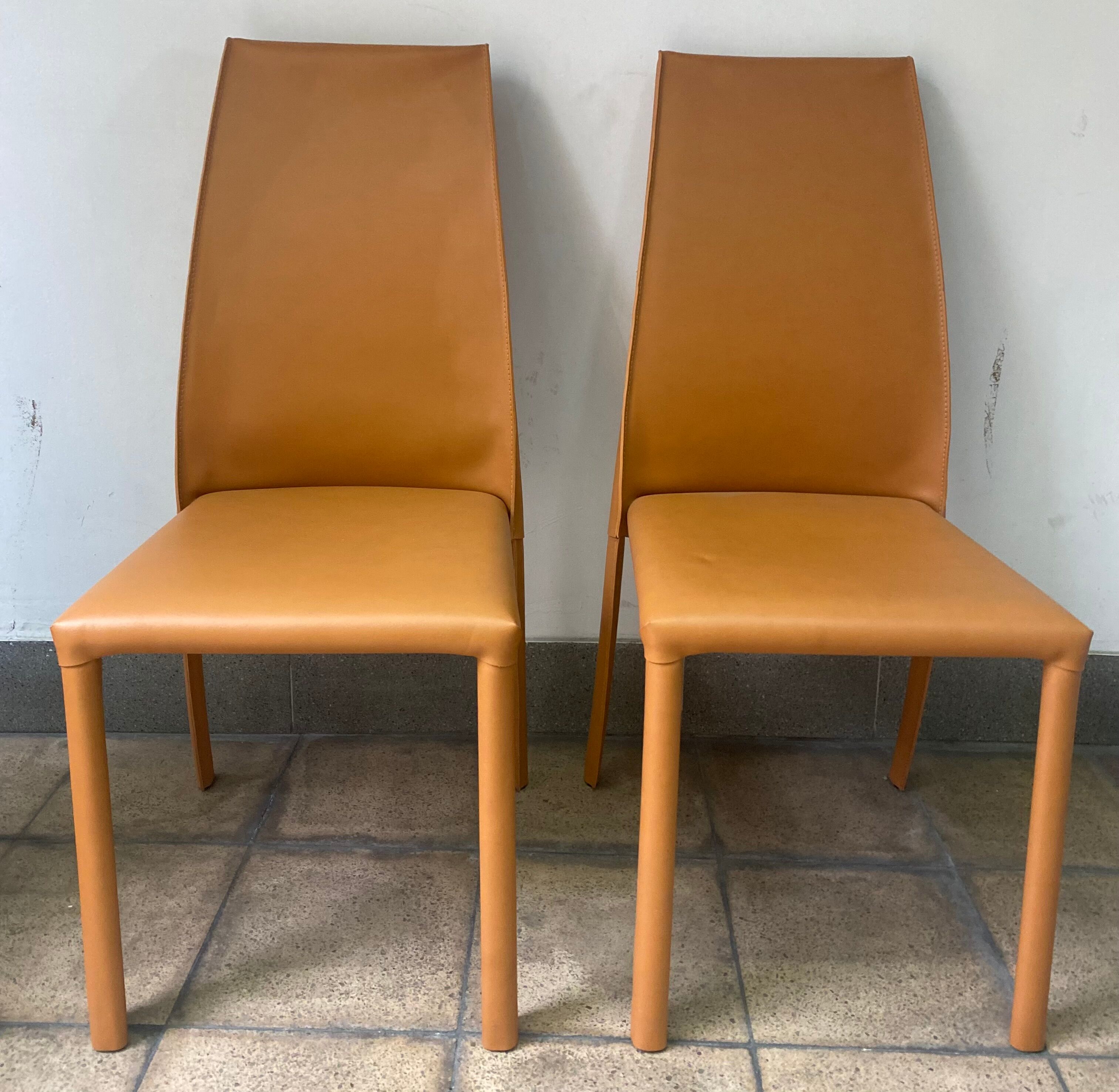Pair of Frag chairs - Poltrona Frau -