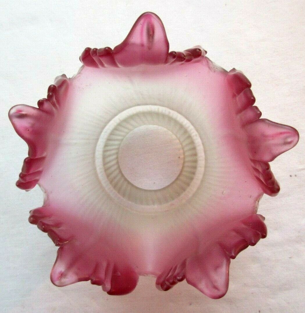Art Deco Nouveau lamp tulip, pink glass flower, 5 ribbed petals raised