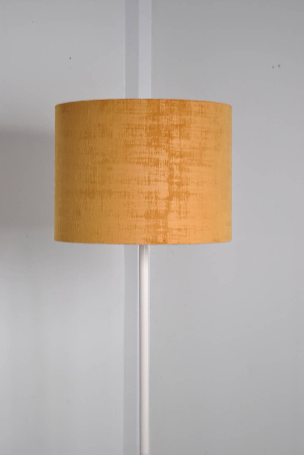 Tulip base floor lamp Aluminor 1970