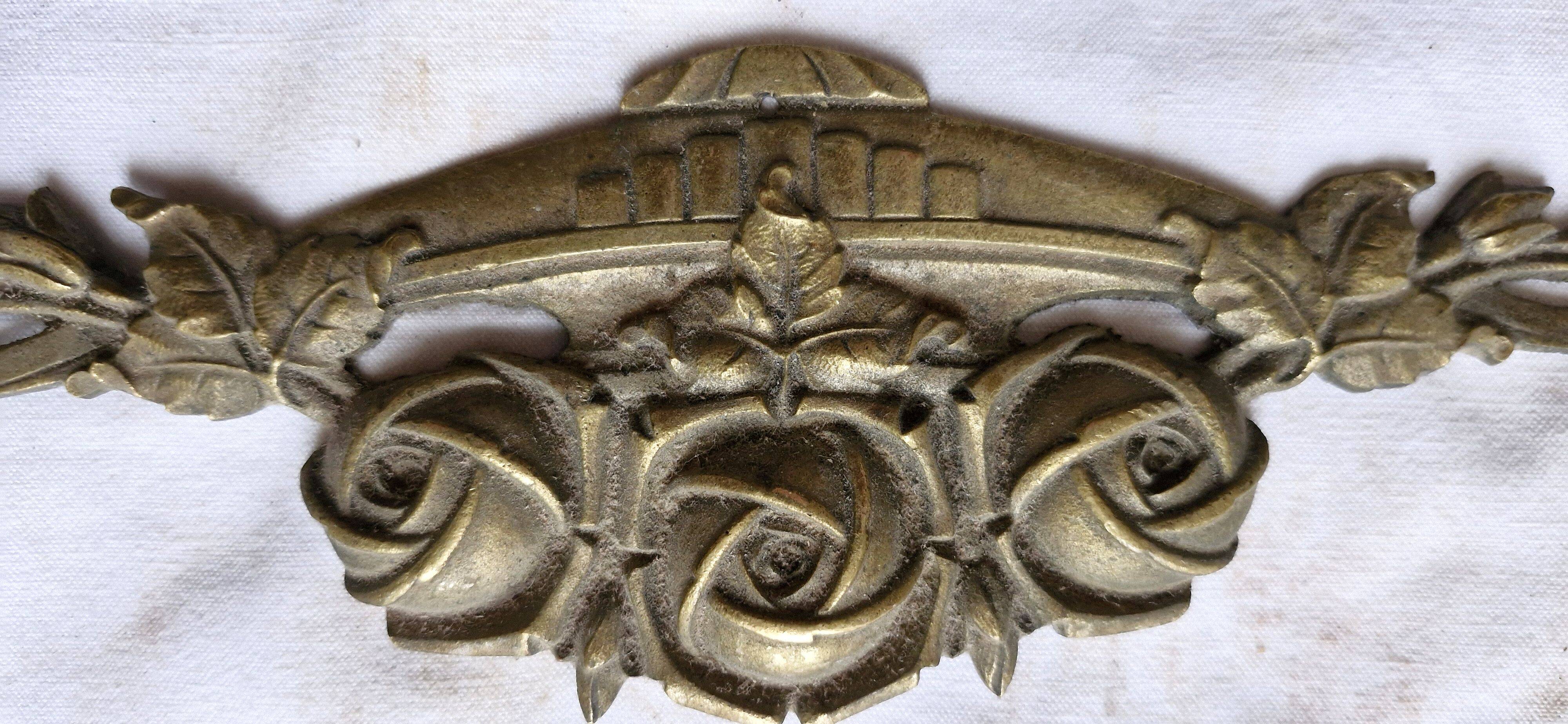 Old brass rose window, width 38cm.