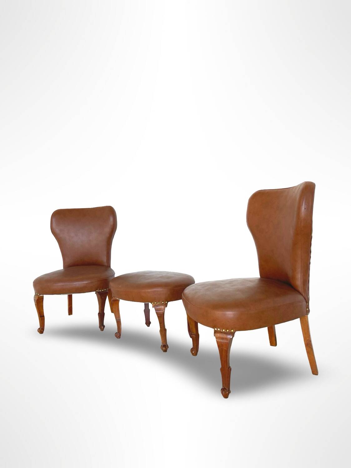 Ensemble de chaises d'appoint et tabouret pour pied, années 1950.