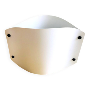 White acrylic table lamp Vela by Samuel Parker