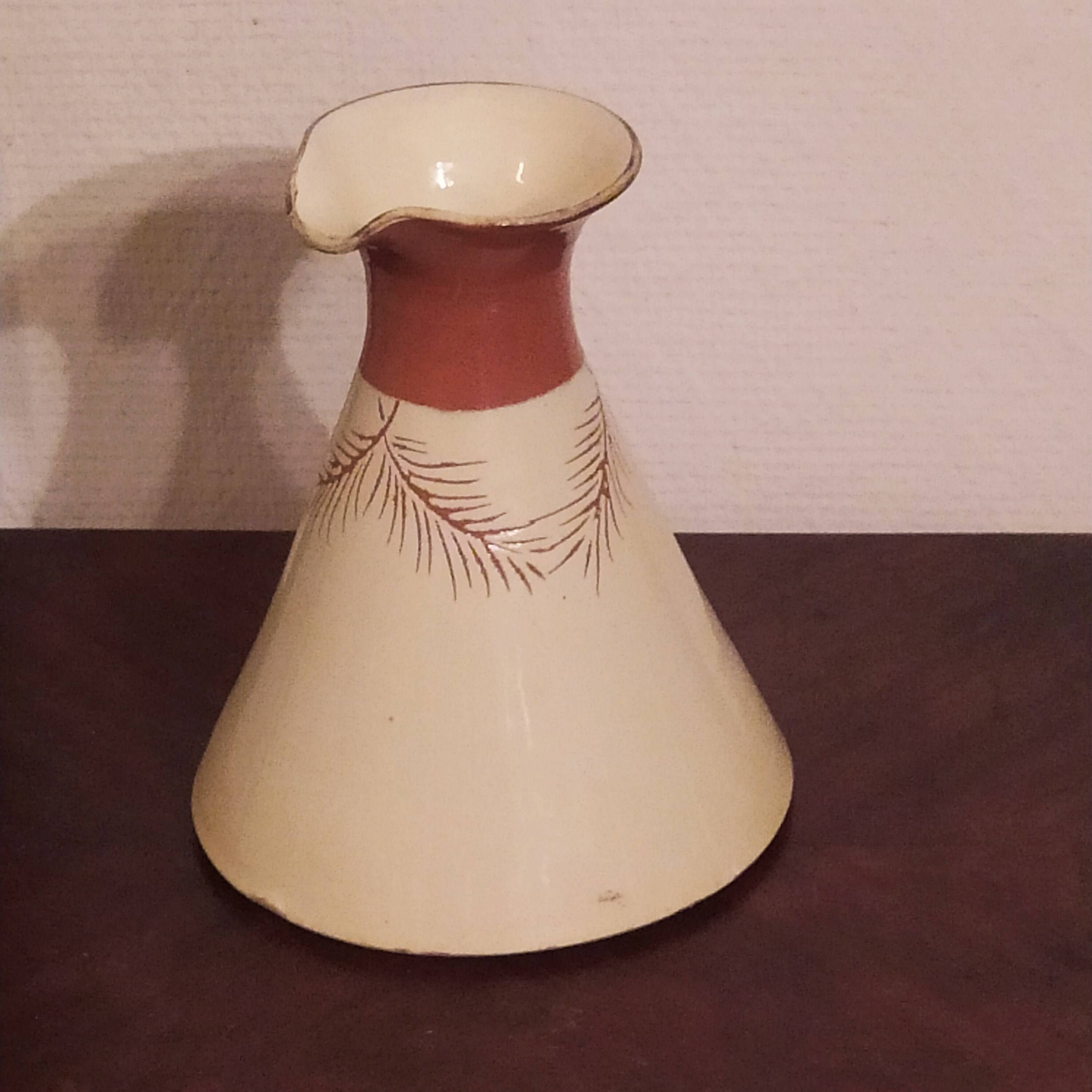 vasr pitcher Terre à Terre Vallauris