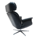 Leather lounge chair