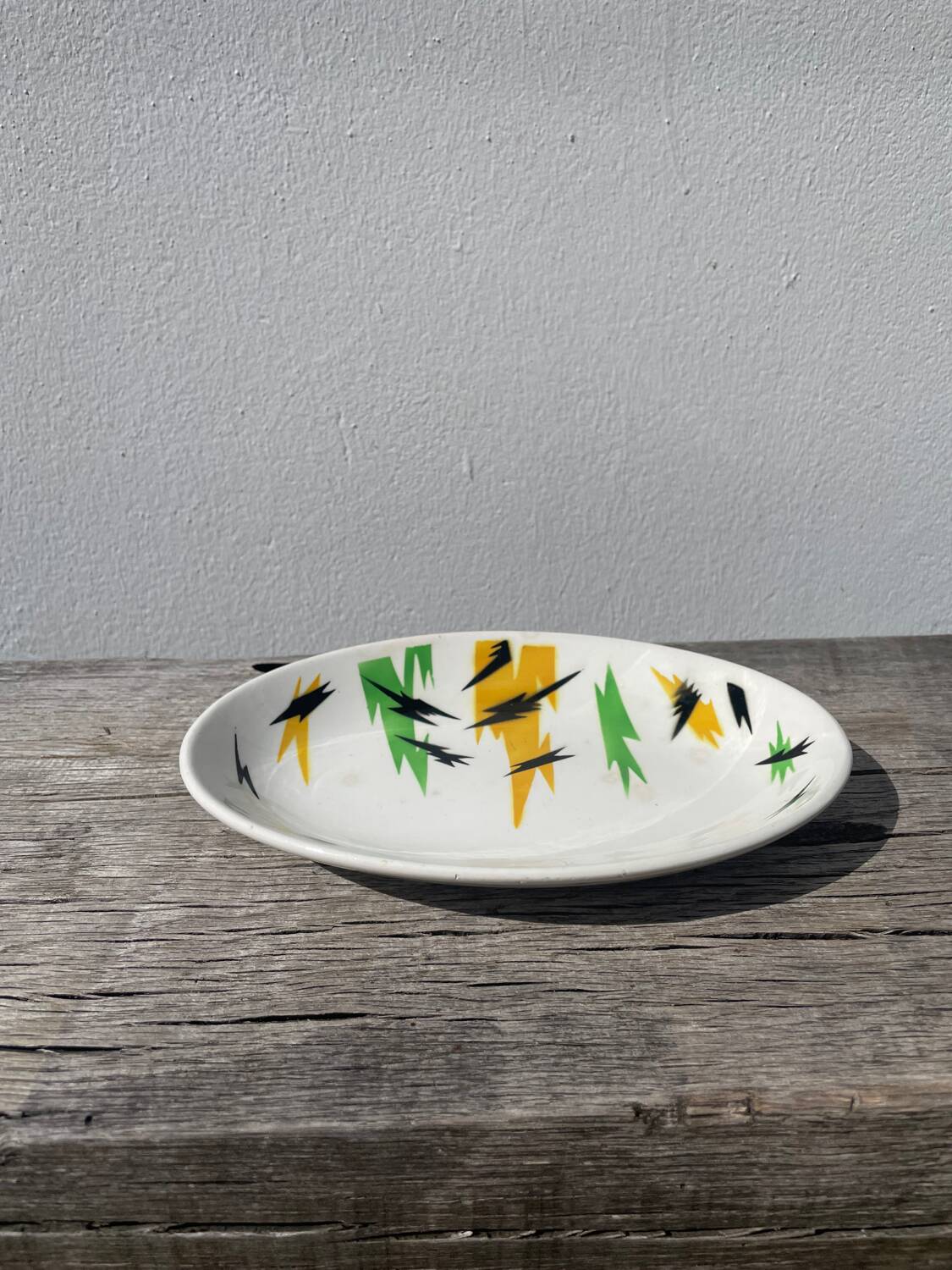 Oval bowl 1970 Digoin éclair