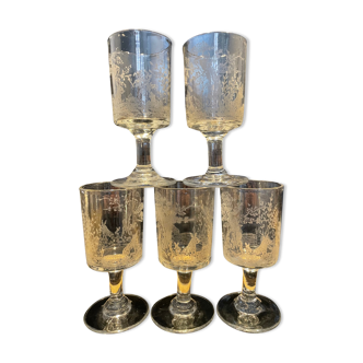 Lot de 5 verres anciens en verre soufflé et gravés