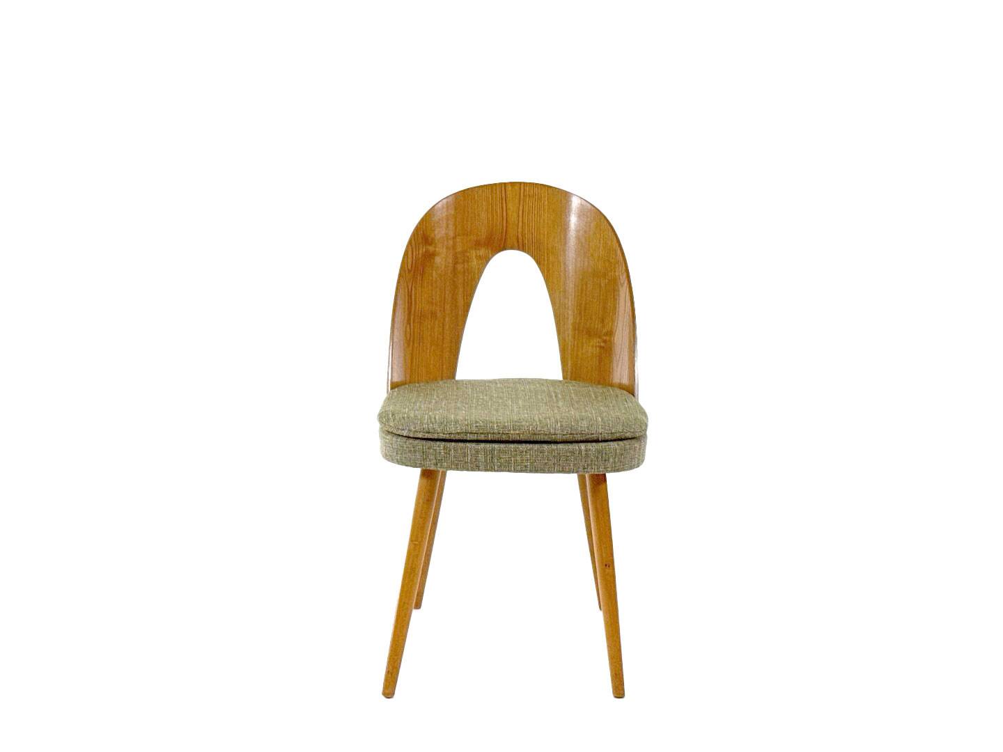 9 vintage designer dining chairs by Antonín Šuman for Tatra