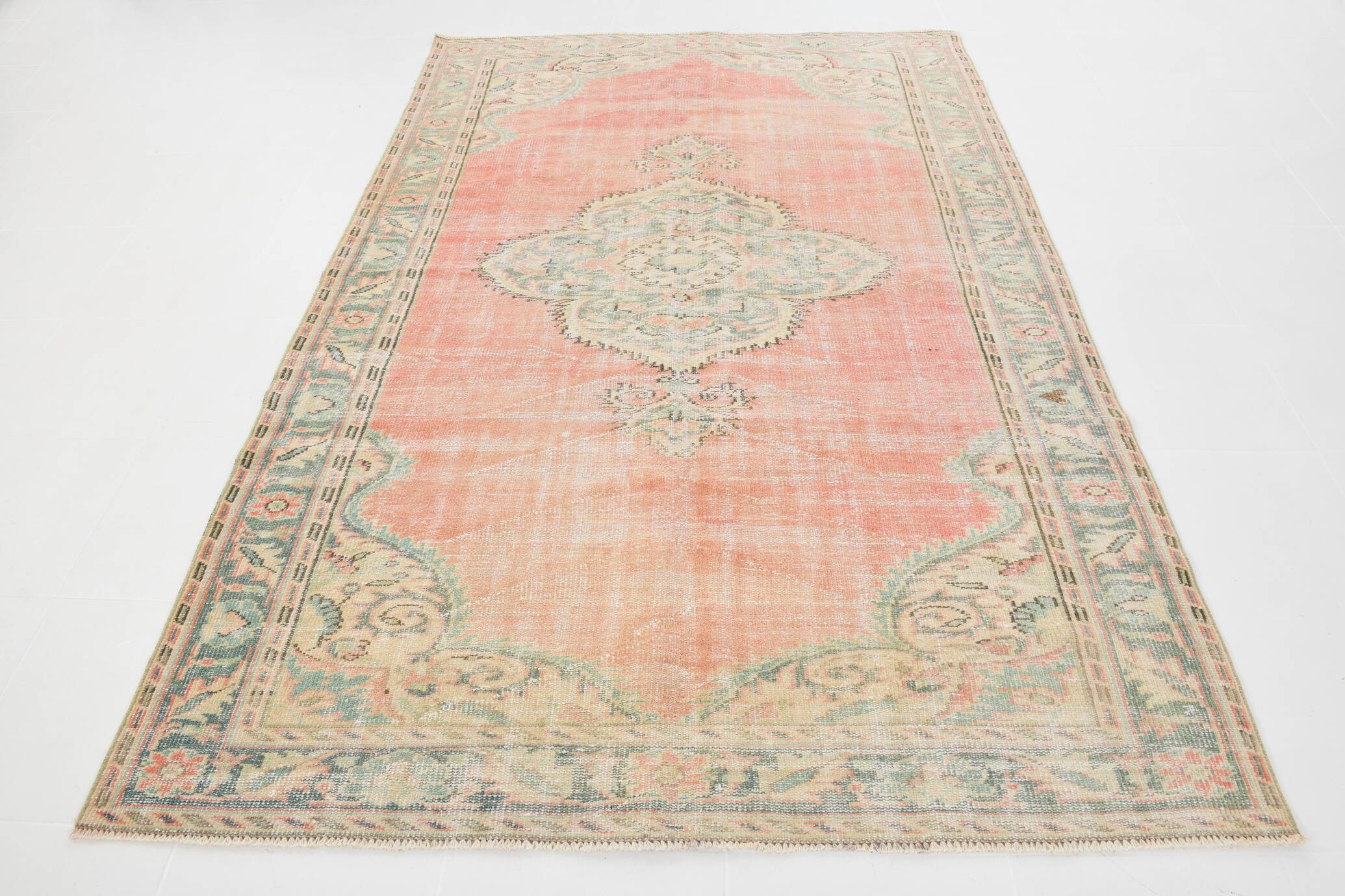 6x9 Vintage Peach Oushak Vintage Rug, 184x276 Cm