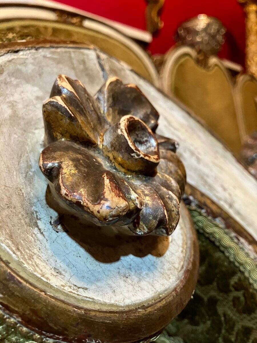 Antique Italian Baroque Louis XIV Lacquered and Parcel Gilt Sofa, 1600s