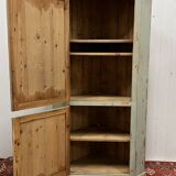 Patinated corner
