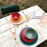 Folding guinguette table