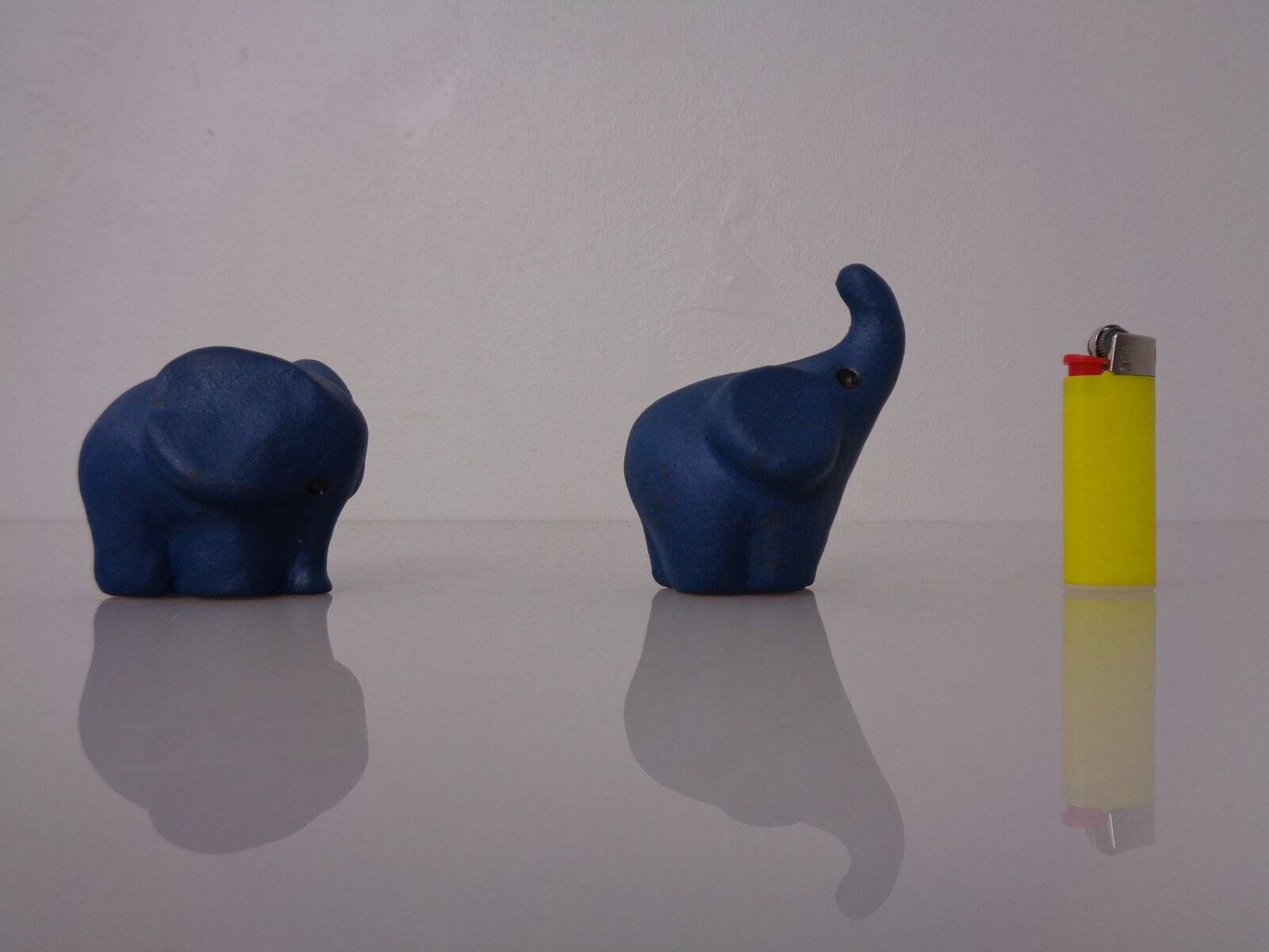 Mid-Century Blue Ceramic Elephants, Austria, Set of 2