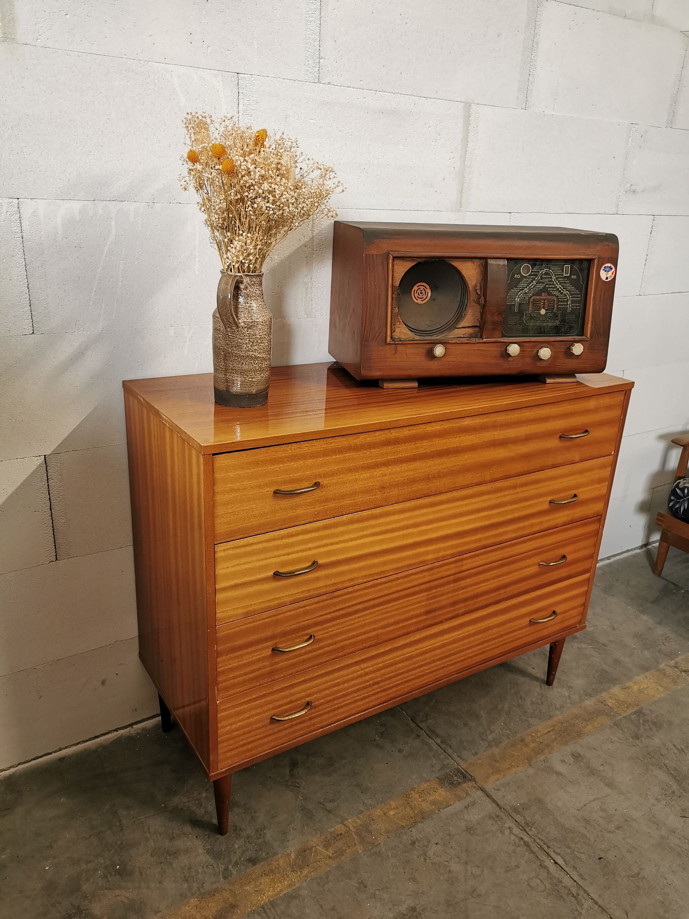 Vintage chest of drawers