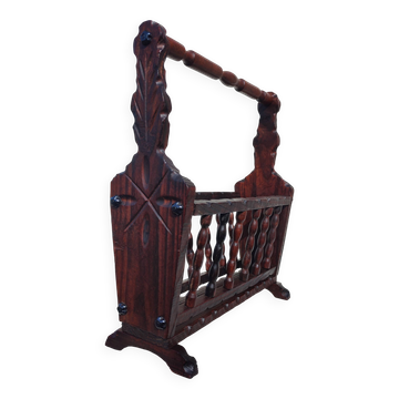 Porte-revues en bois teinté rustique