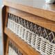 Commode vintage avec rotin