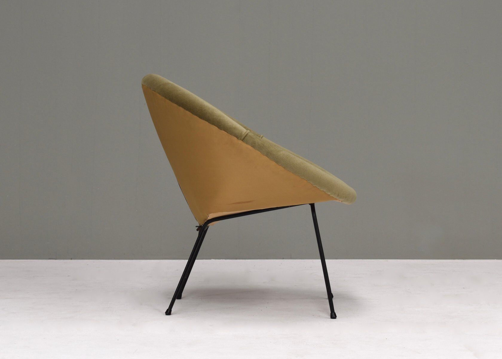 Fauteuil en velours en forme de cercle, années 1950