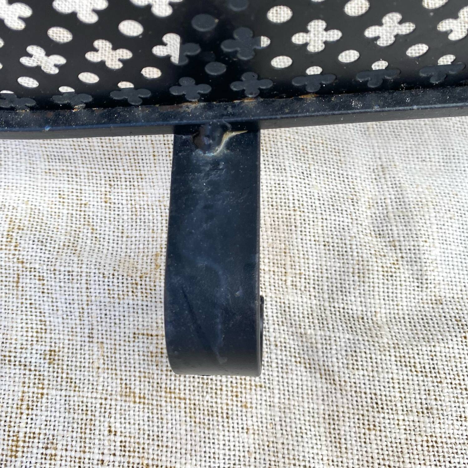 Vintage 1950s fireplace screen, fan shape.