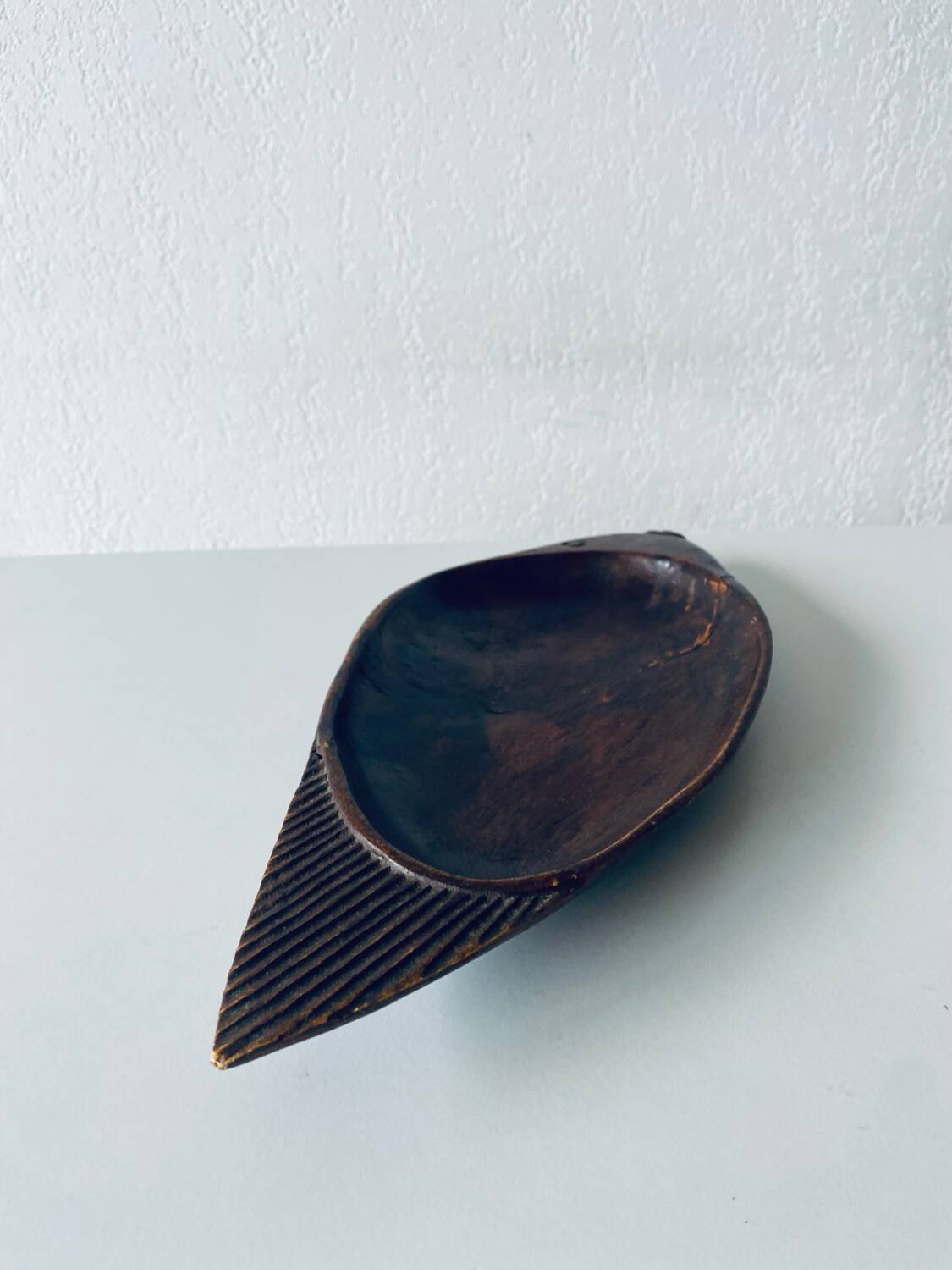 Fish-shaped wooden dish