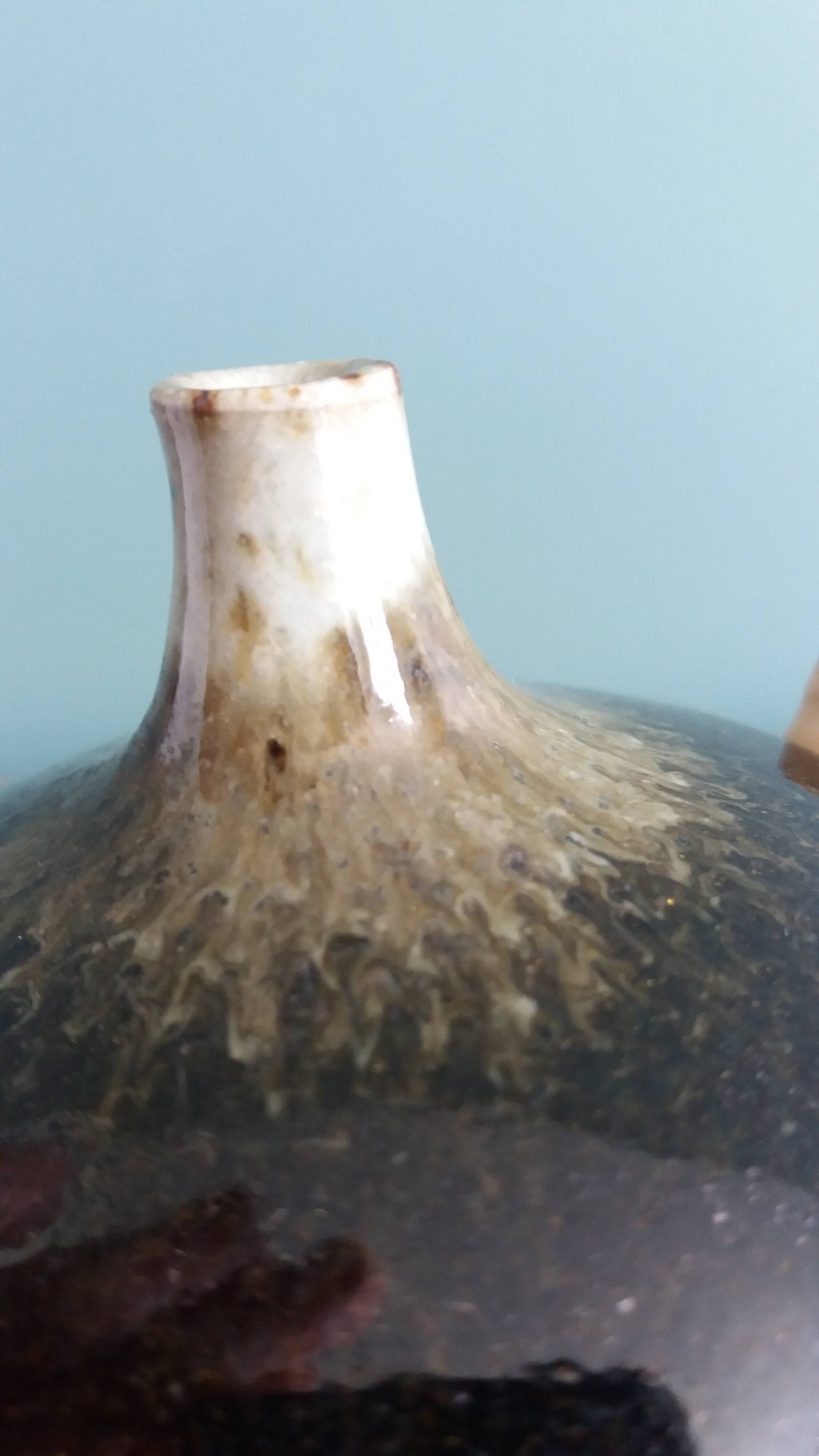 Fig-shaped oil lamp, stoneware soliflore, signed ceramic.