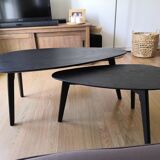 Pebble-shaped coffee tables