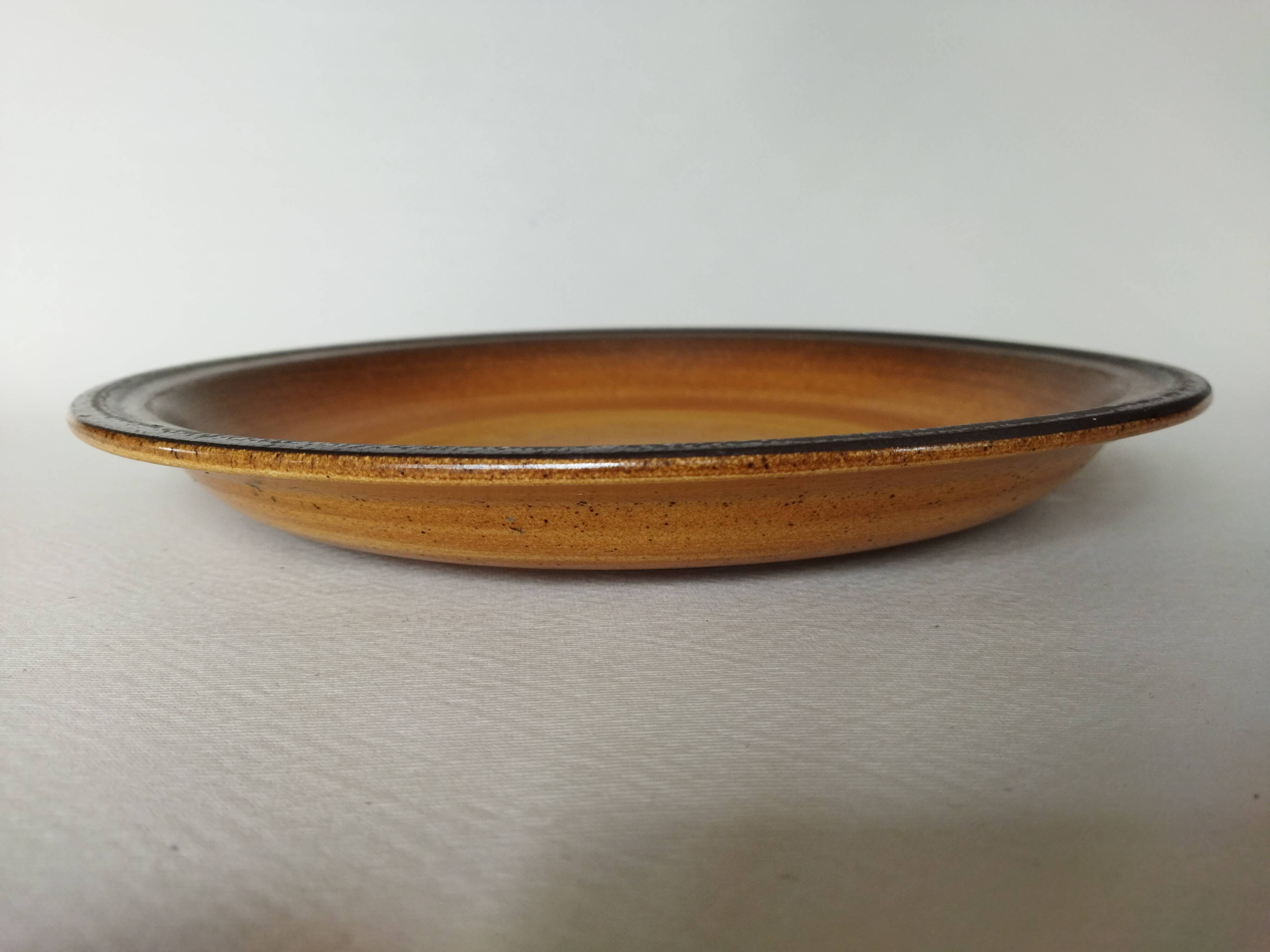 Round hollow dish "Meylan" St Amand
