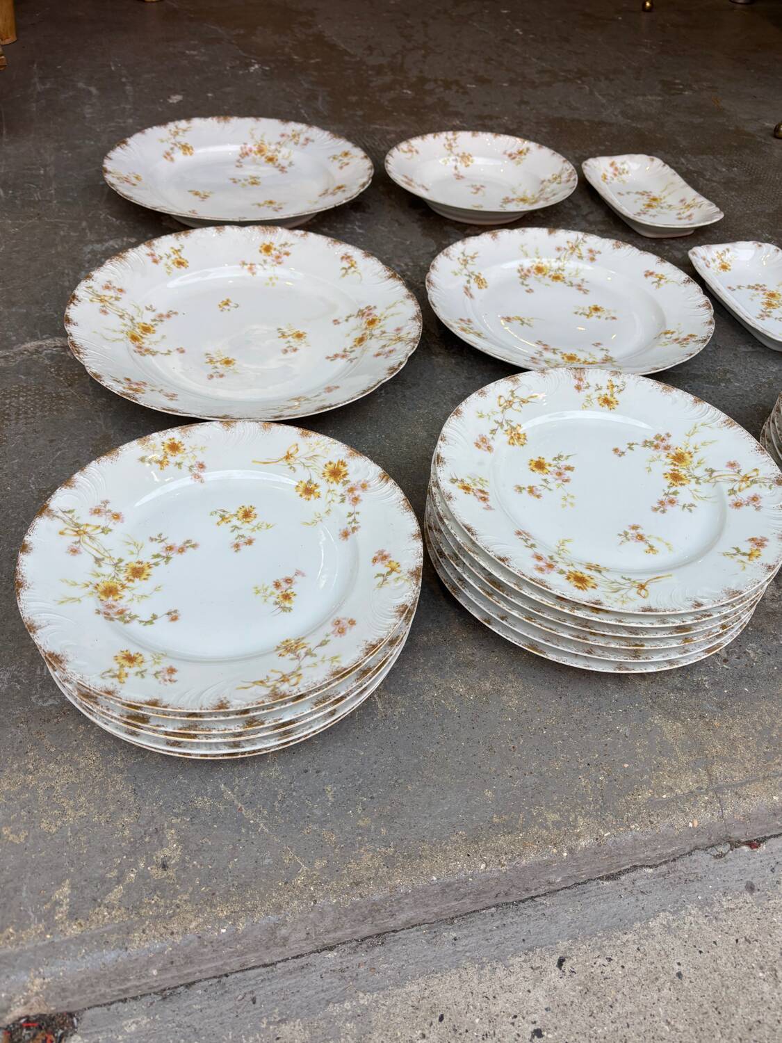 Rare service de table en porcelaine Haviland fin 19eme