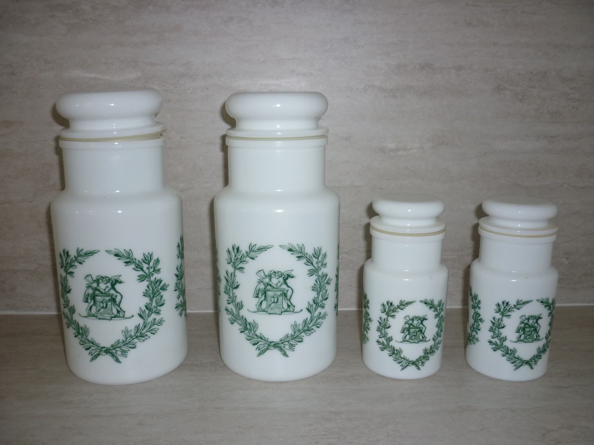 Set of 4 glass jars opal from italy white and green