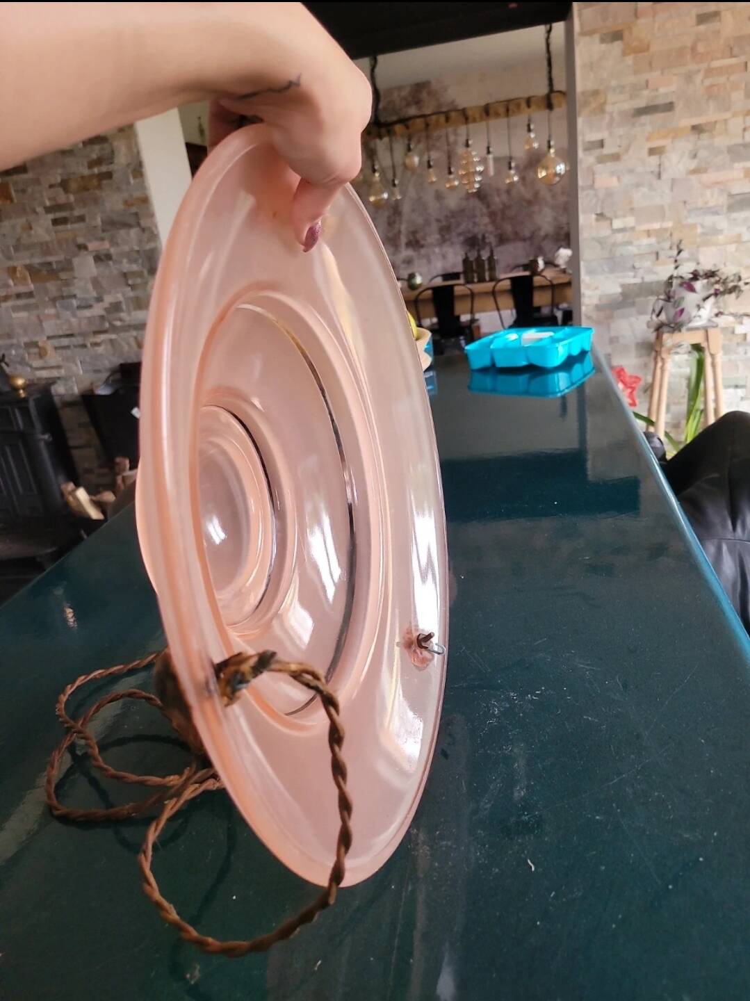 Glass suspension to renovate