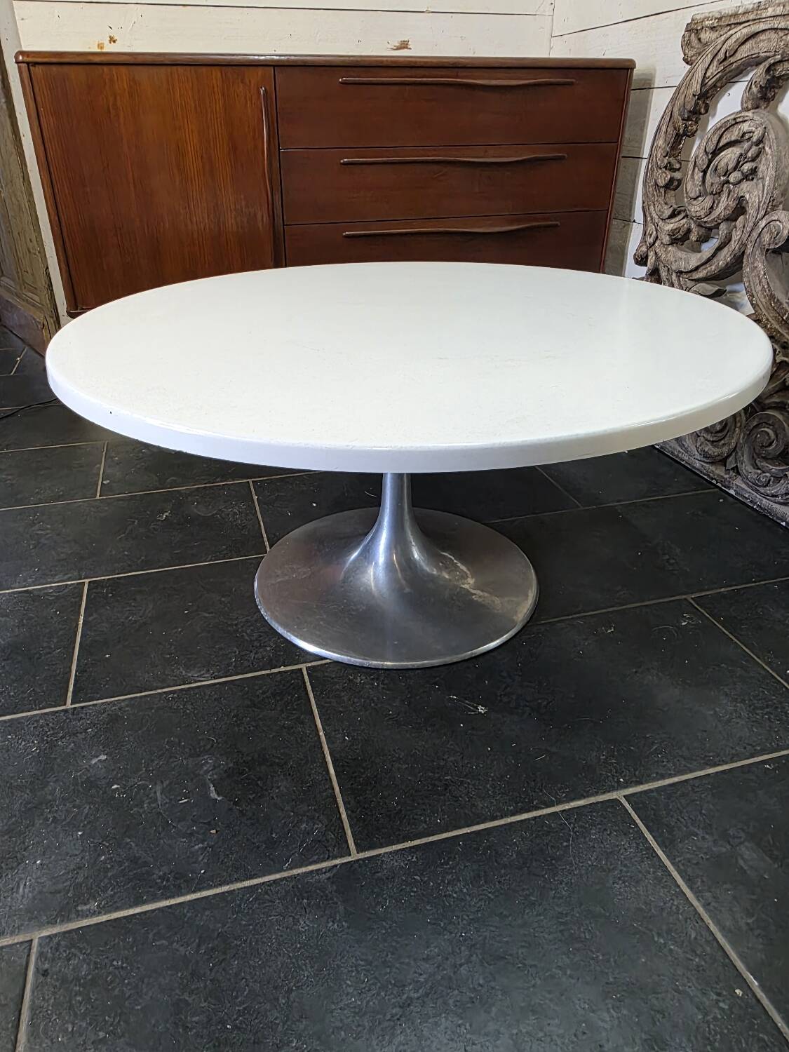 Table Basse Vintage pied tulipe par Werzalit des années 70