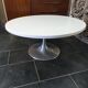 Table Basse Vintage pied tulipe par Werzalit des années 70
