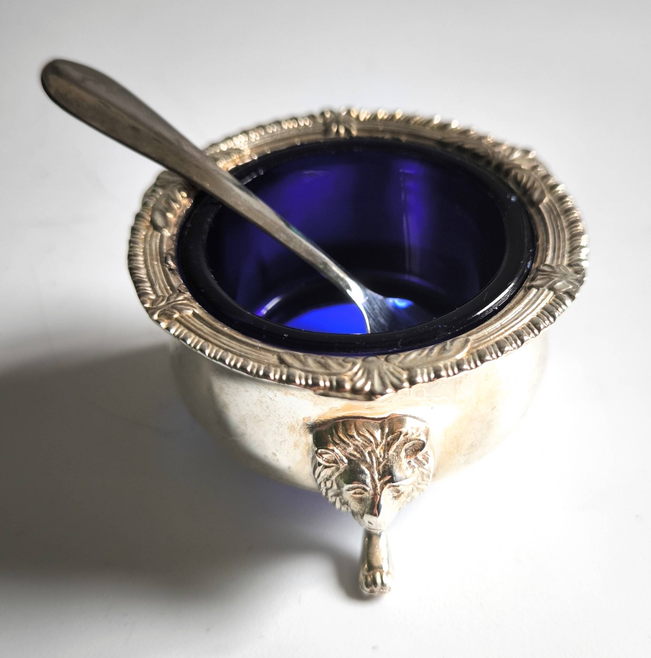 Jeu de caviar ou condiments bleu cobalt première moitié du XXe siècle