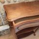 Console en noyer de style Louis XV