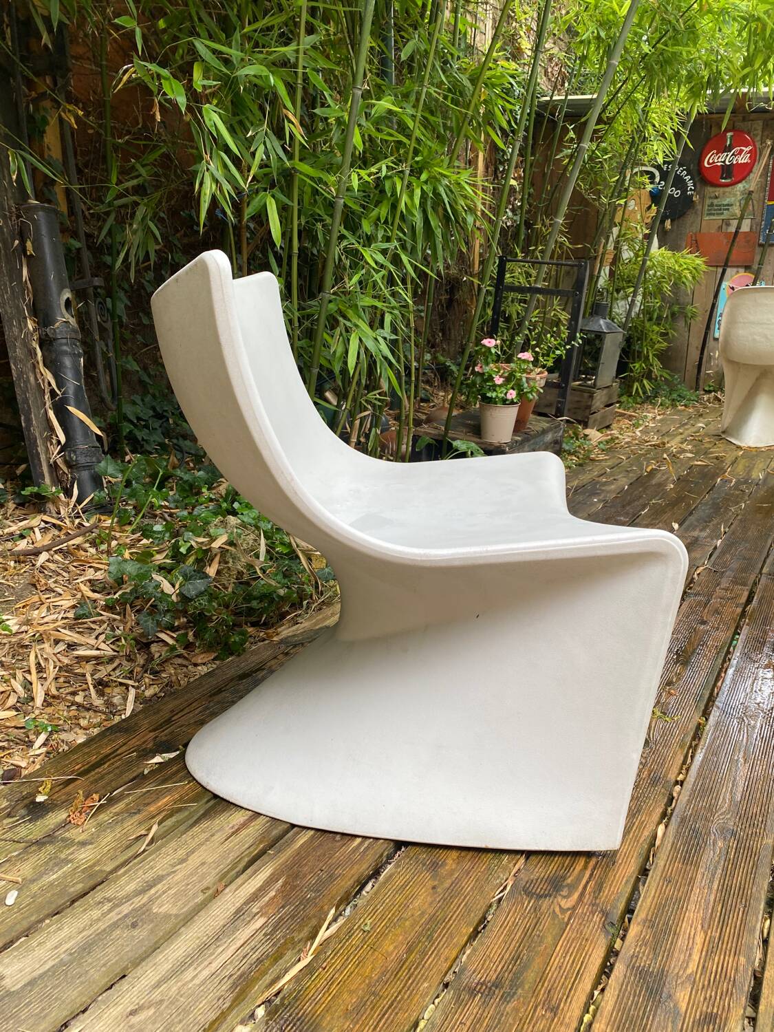 3 Space armchairs by Pinaffo and Scagnellato