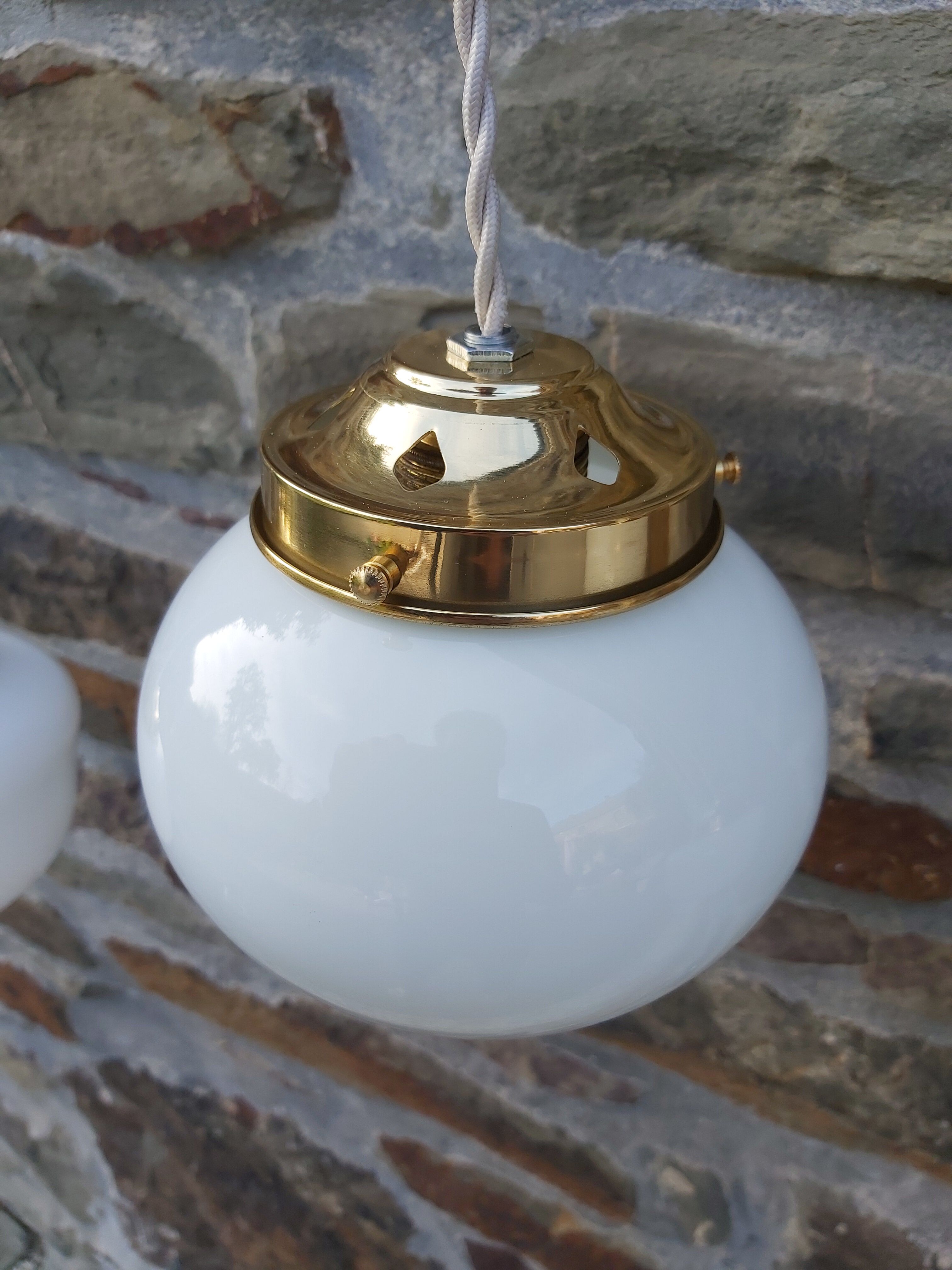 Set of 3 hanging lamps in opaline, Art Deco