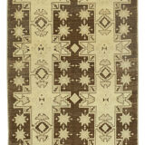 1950s hand-knotted turkish beige rug 135 cm x 236 cm