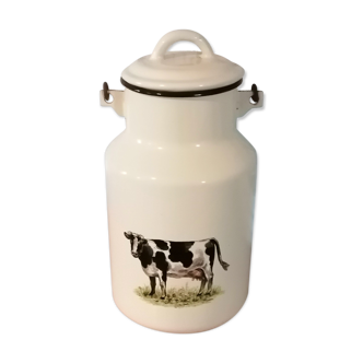 Enamelled milk broc
