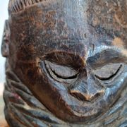 Hemba Helmet, Suku