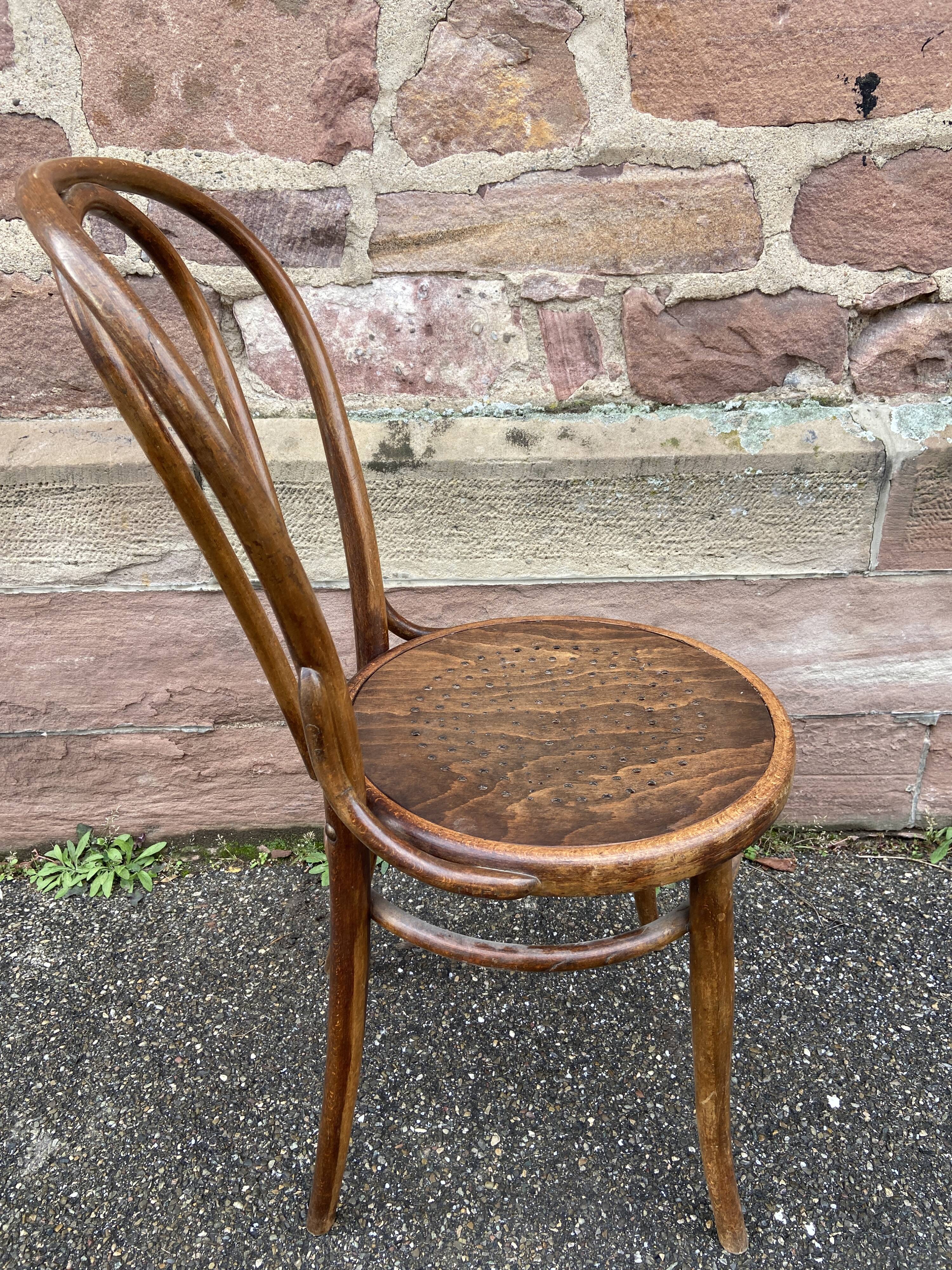 Chaise bistrot café 1920s thonet fischel bois courbé