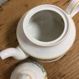 Villeroy teapot and Boch basket model