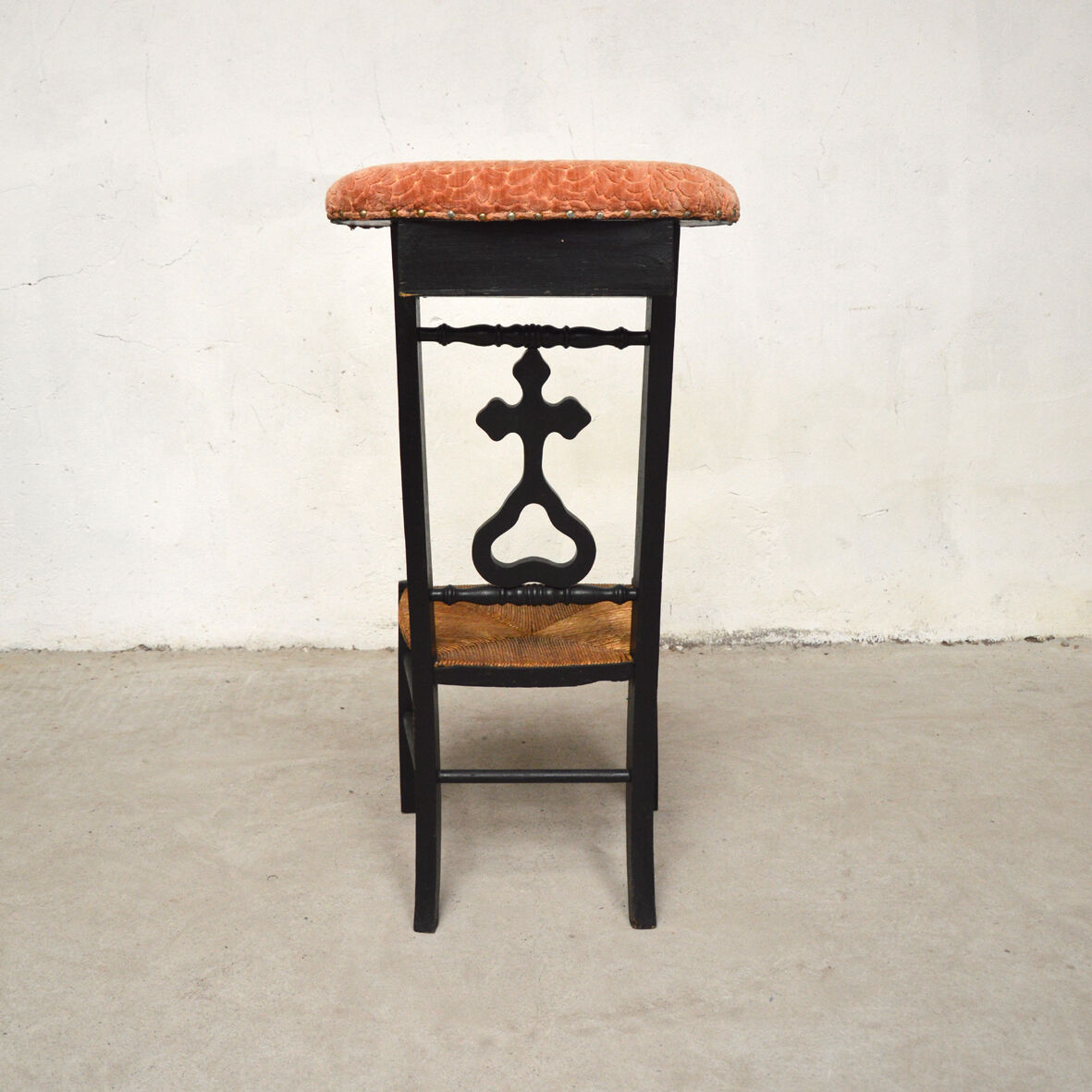 Old prie-dieu chair