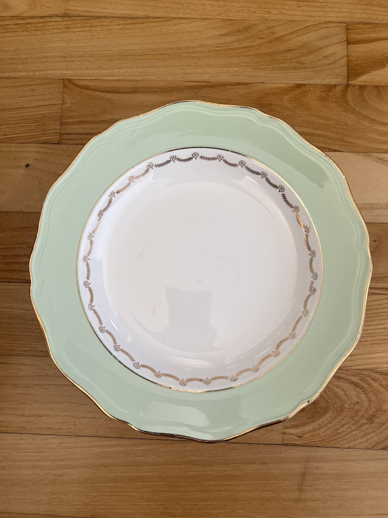 Amandinoise flat plate